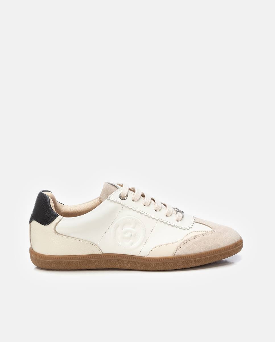 Carmela - Zapatillas básicas de mujer de piel con cordones.