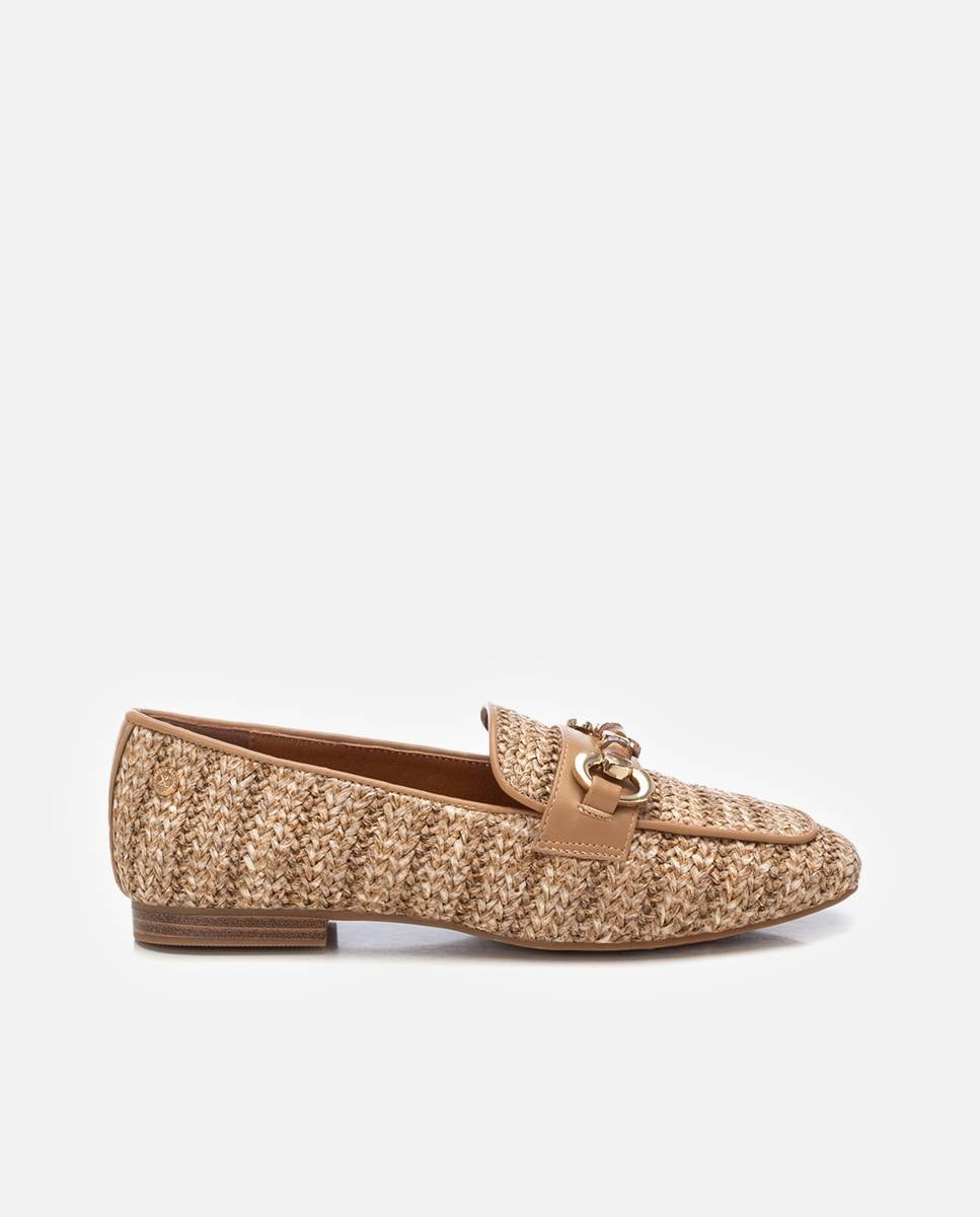Xti - Mocasines de mujer planos con punta fina.