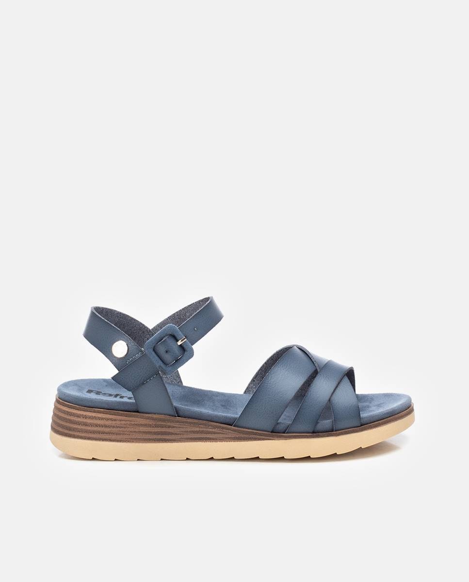 Refresh - Sandalias planas de mujer con cierre de hebilla.