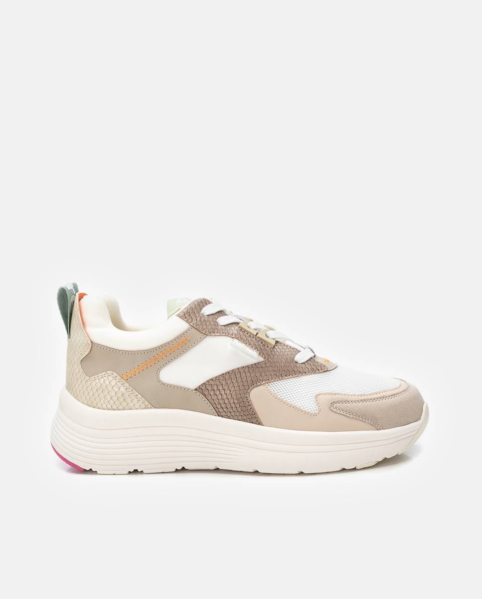 Imagen 0 de Zapatillas deportivas de mujer con cordones Beige