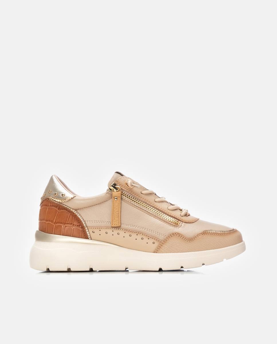Carmela - Zapatillas de piel de mujer con cordones y cuña baja.
