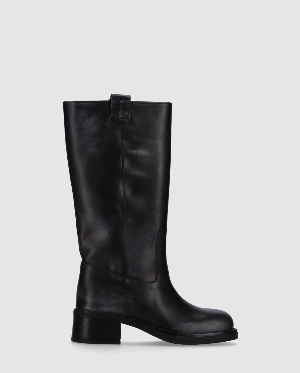 Botas de mujer de piel efecto desgastado y tacón bloque