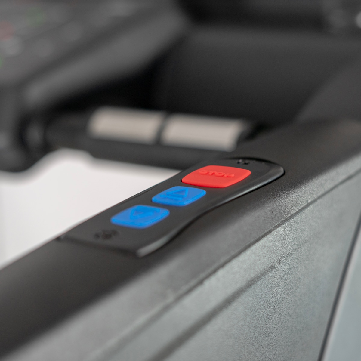 Cinta de correr ZX23 TFT BH Fitness Gris / Negro-5