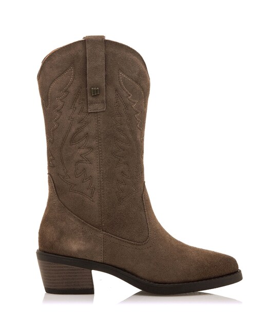 Imagen 0 de Botas de mujer en piel con detalles