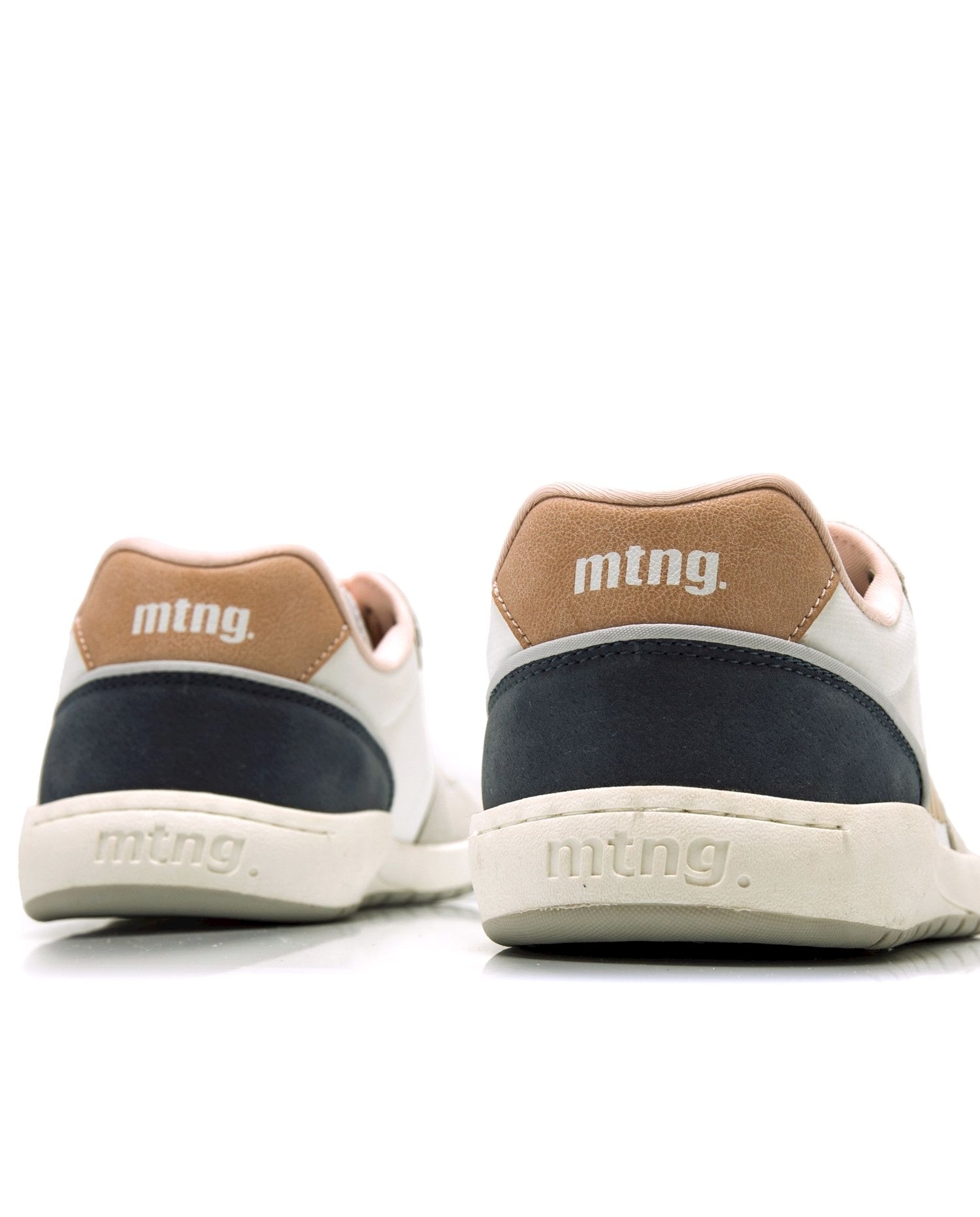 Mustang - Zapatillas deportivas confort para mujer con piso barefoot.