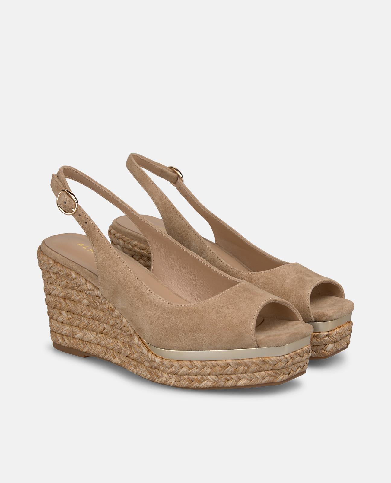 Sandalias de cuña de mujer de esparto con tira trasera con hebilla metalica ajustable - Arena Arena-4
