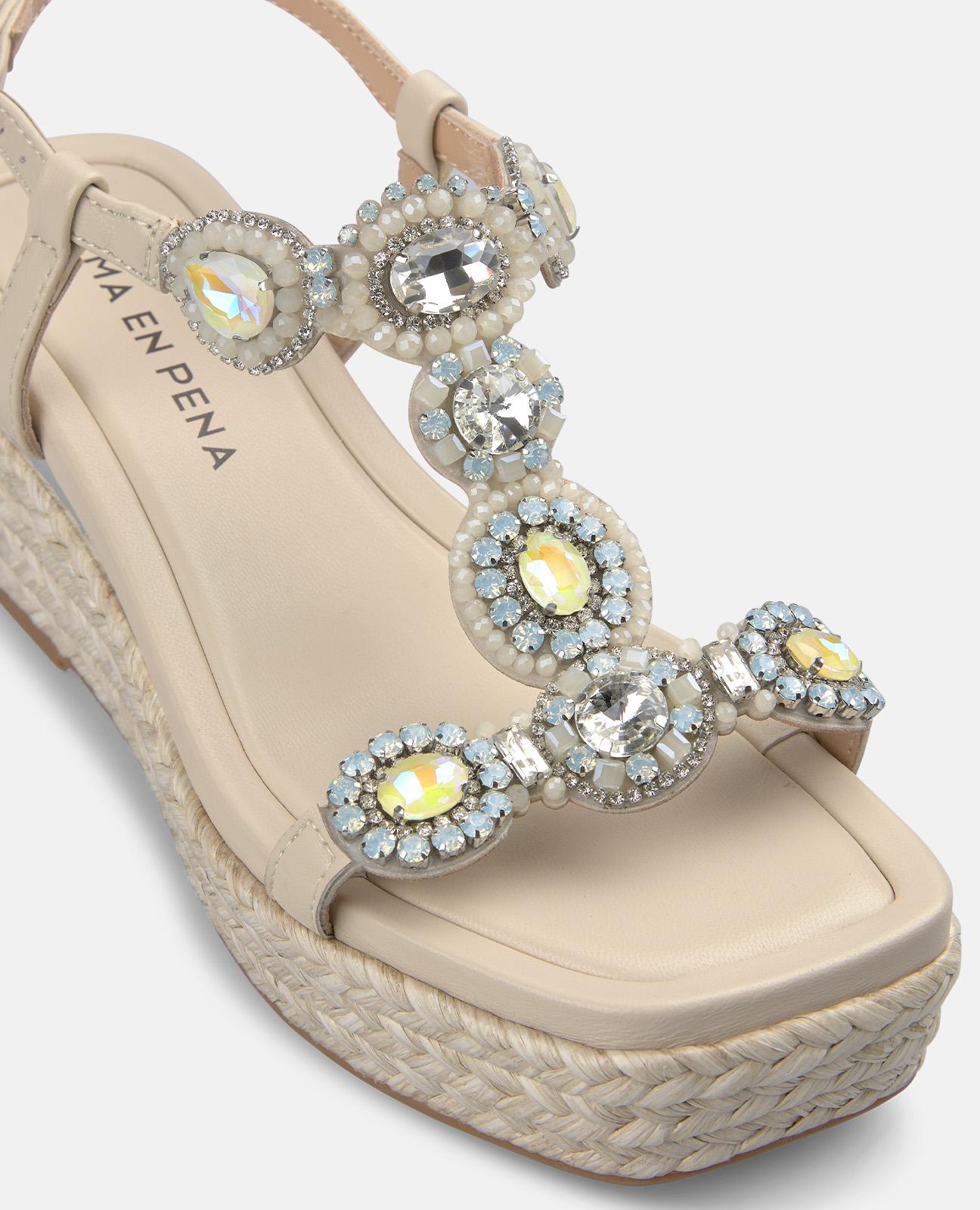 Sandalias de cuña de mujer de esparto en napa con tira frontal en T con detalle de pedrería circular - Marfil Marfil-5