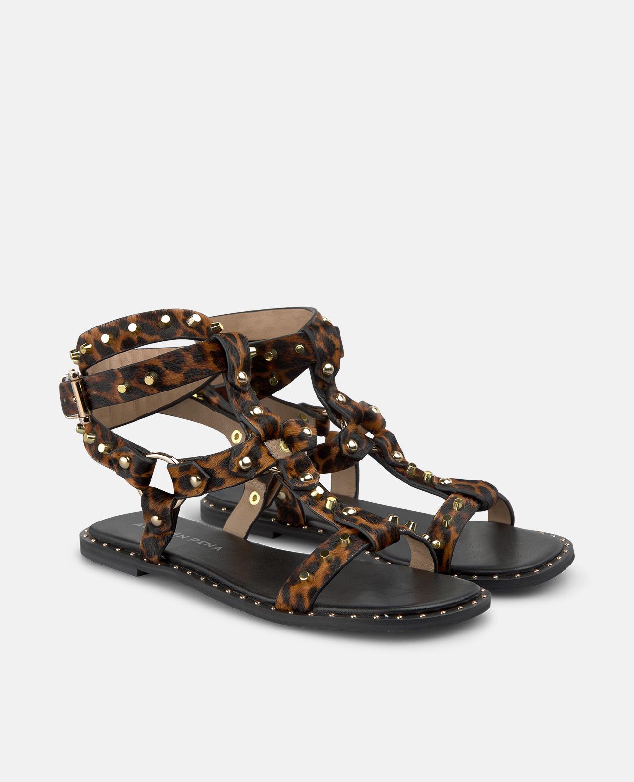 Sandalias planas de mujer en piel con tiras tubulares de transfer ...