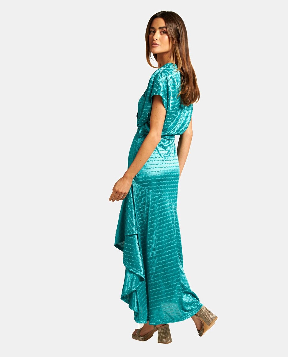 Vestido largo de corte fluido con textura · Alma en Pena · El