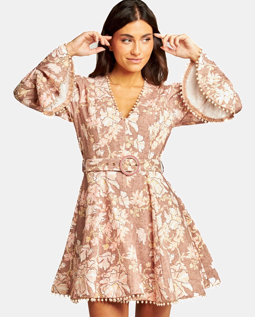 Vestido corto de manga larga con flores · Alma en Pena · El Corte