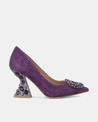 Zapatos de salón de mujer de piel con pedrería · Alma en Pena · El