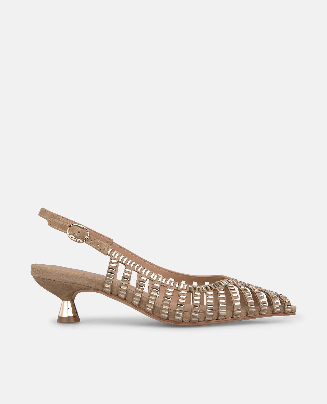 Alma en Pena - Zapatos de salón de mujer destalonados en piel con rejilla con tacha de pedrería.