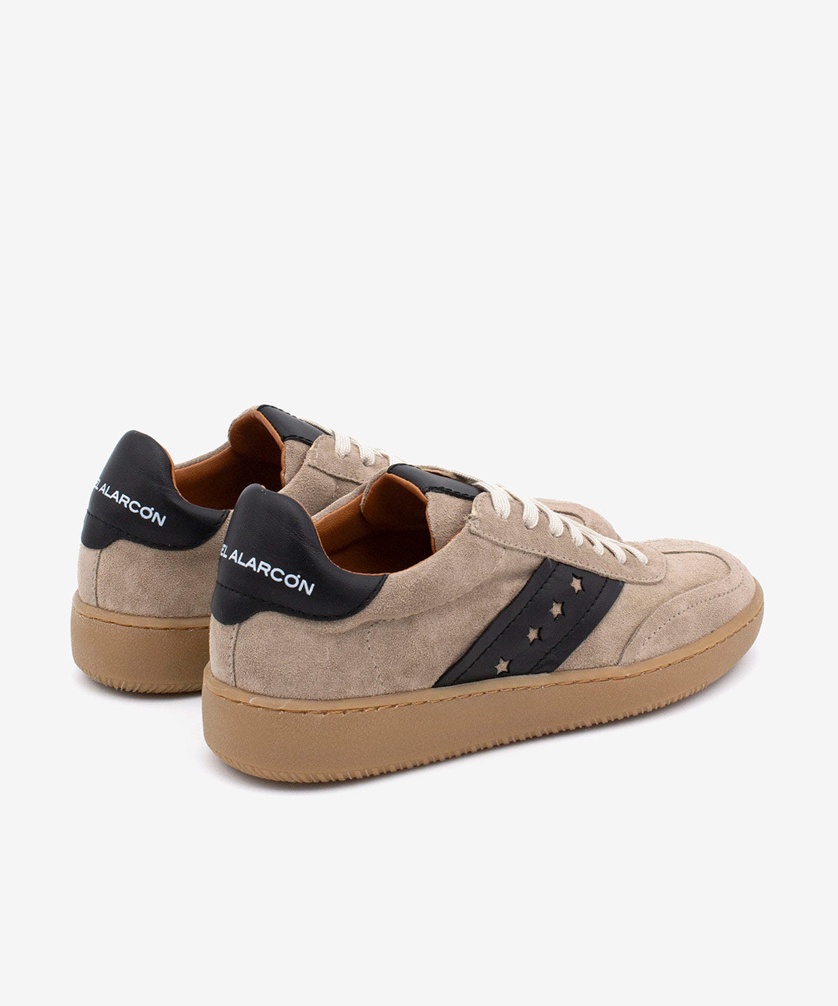 Zapatillas retro de piel de mujer de serraje con estrellas troqueladas, Deborah - Ángel Alarcón - Beige Beige-2
