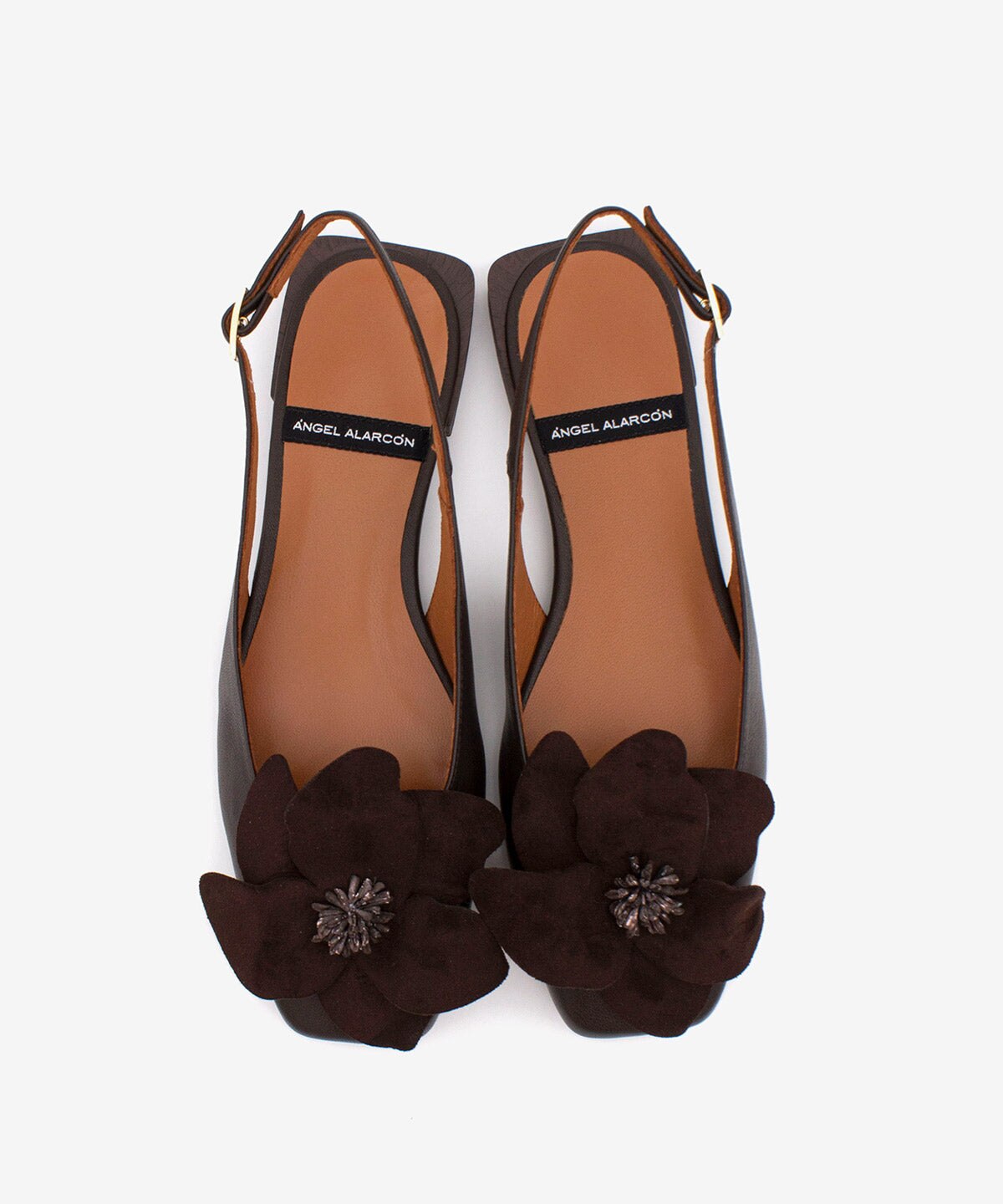 Slipper de mujer con tacón plano, de punta cuadrada con flor de adorno de Piel grano suave, ROSINA - Ángel Alarcón - Marrón oscuro Marrón oscuro-5
