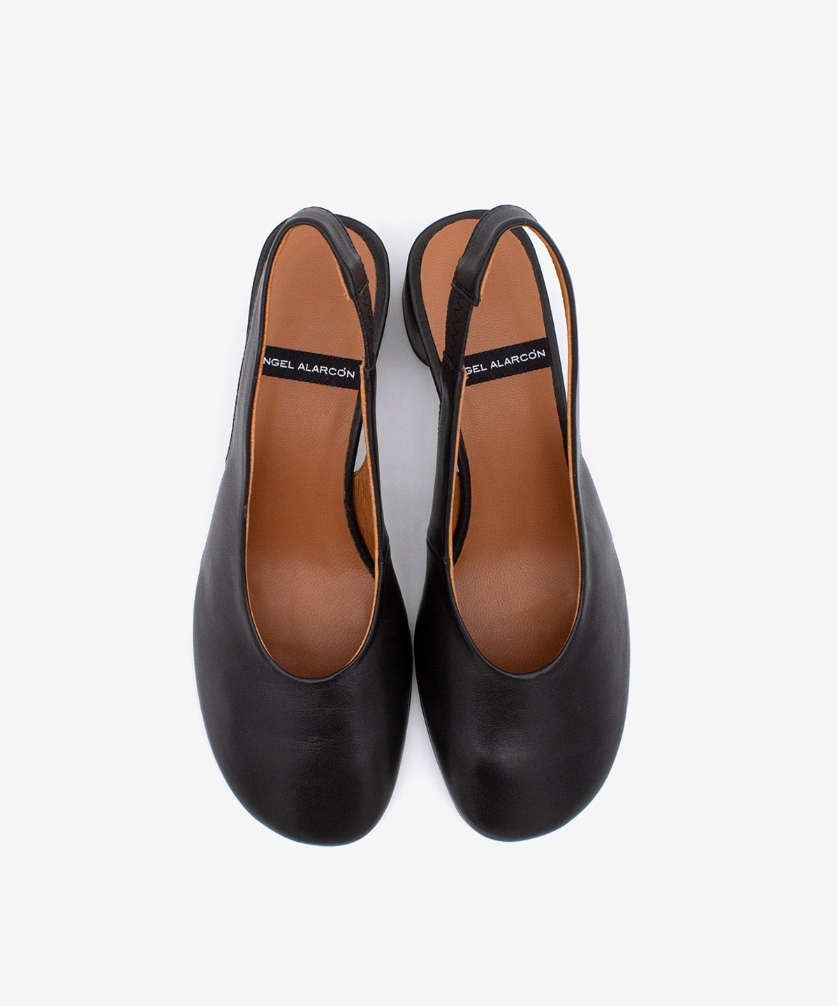 Zapato de salón de mujer con puntera redonda y talón descubierto de Piel grano suave, BEIRA - Ángel Alarcón - Negro Negro-6