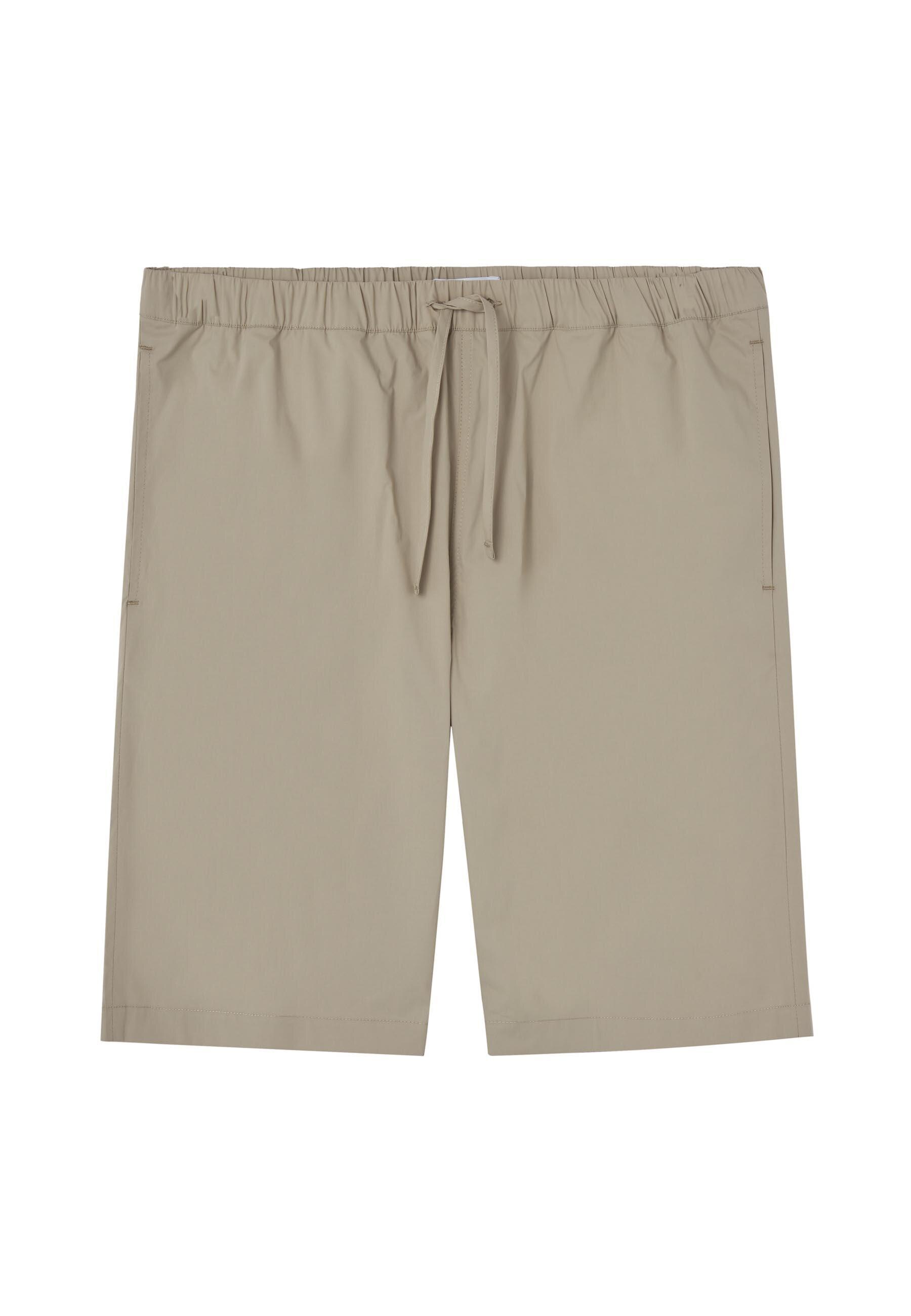 Bermudas de hombre con bolsillos y cordón ajustable