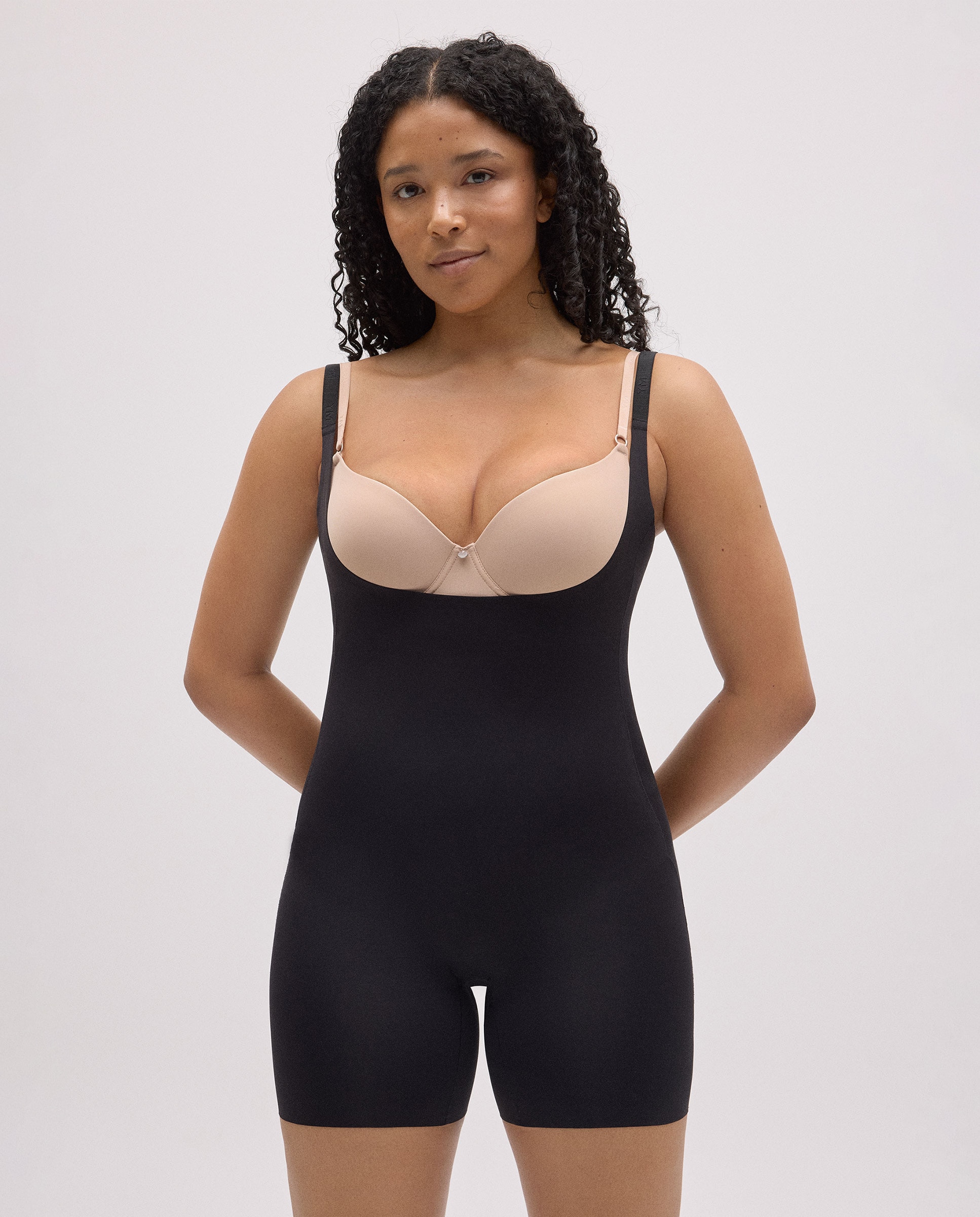 Body-up reductor con abertura acabados invisibles - Ysabel Mora - Negro Negro-2