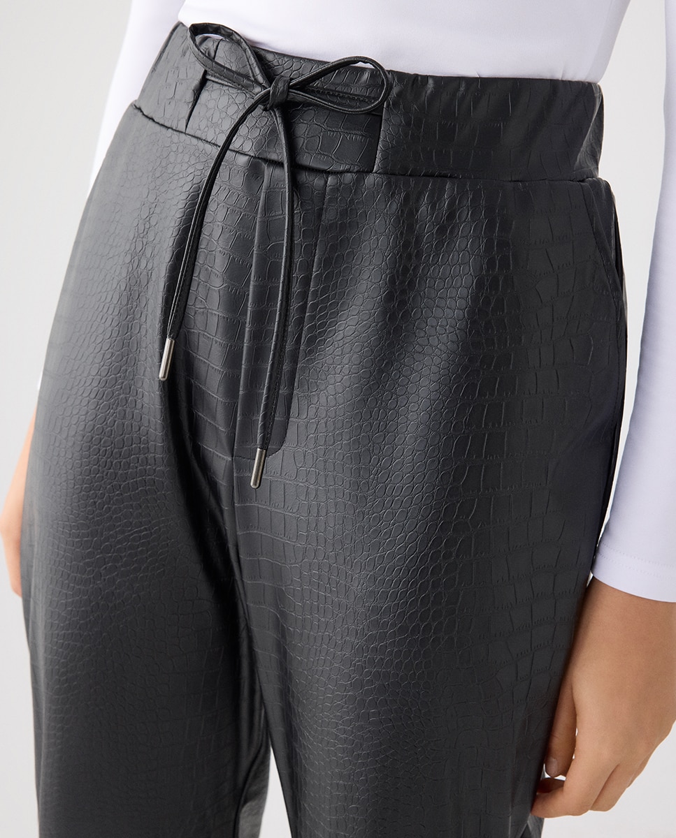 Pantalón de tiro alto efecto piel - Ysabel Mora - Negro Negro-6