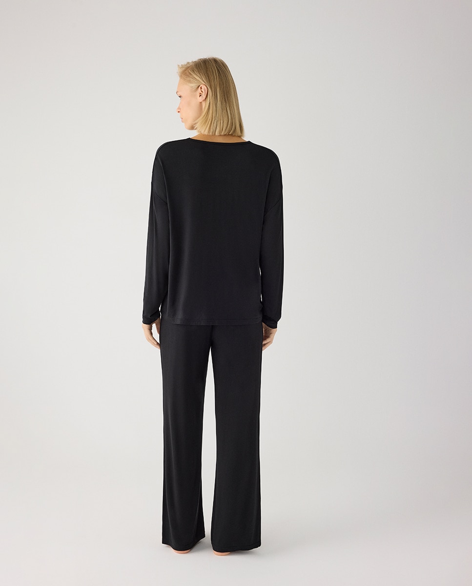 Imagen 2 de Pijama largo de mujer ligero y suave con pantalón ancho - Ysabel Mora - Negro Negro