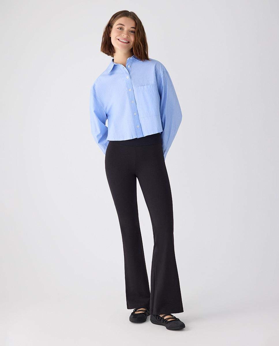 Imagen 0 de Leggings moldeadores acampanados efecto push-up Negro