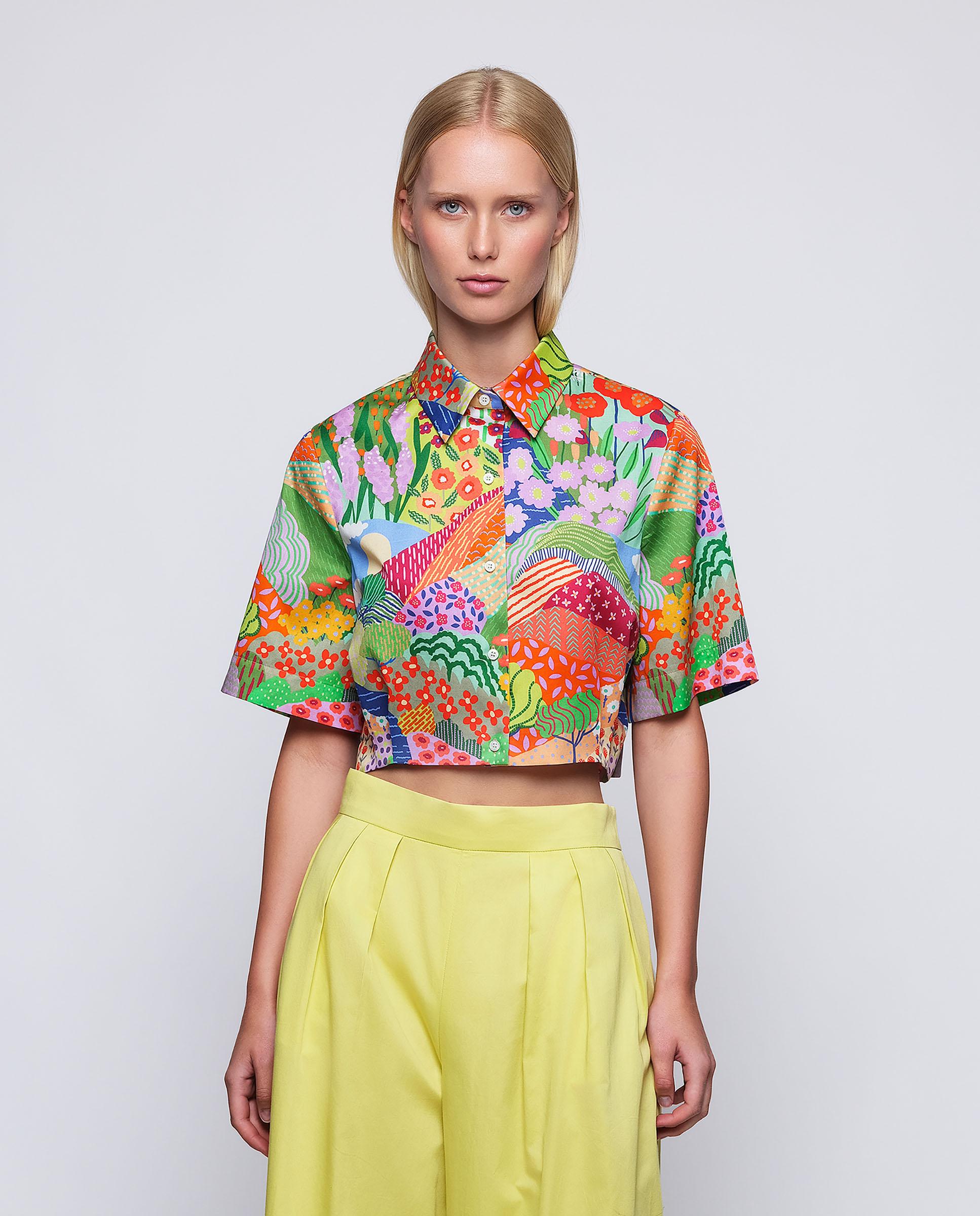 Mirto - Camisa de mujer corta con estampado multicolor.