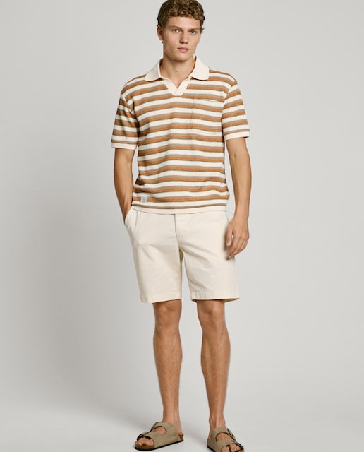 Bermuda chino de hombre en tejido de sarga