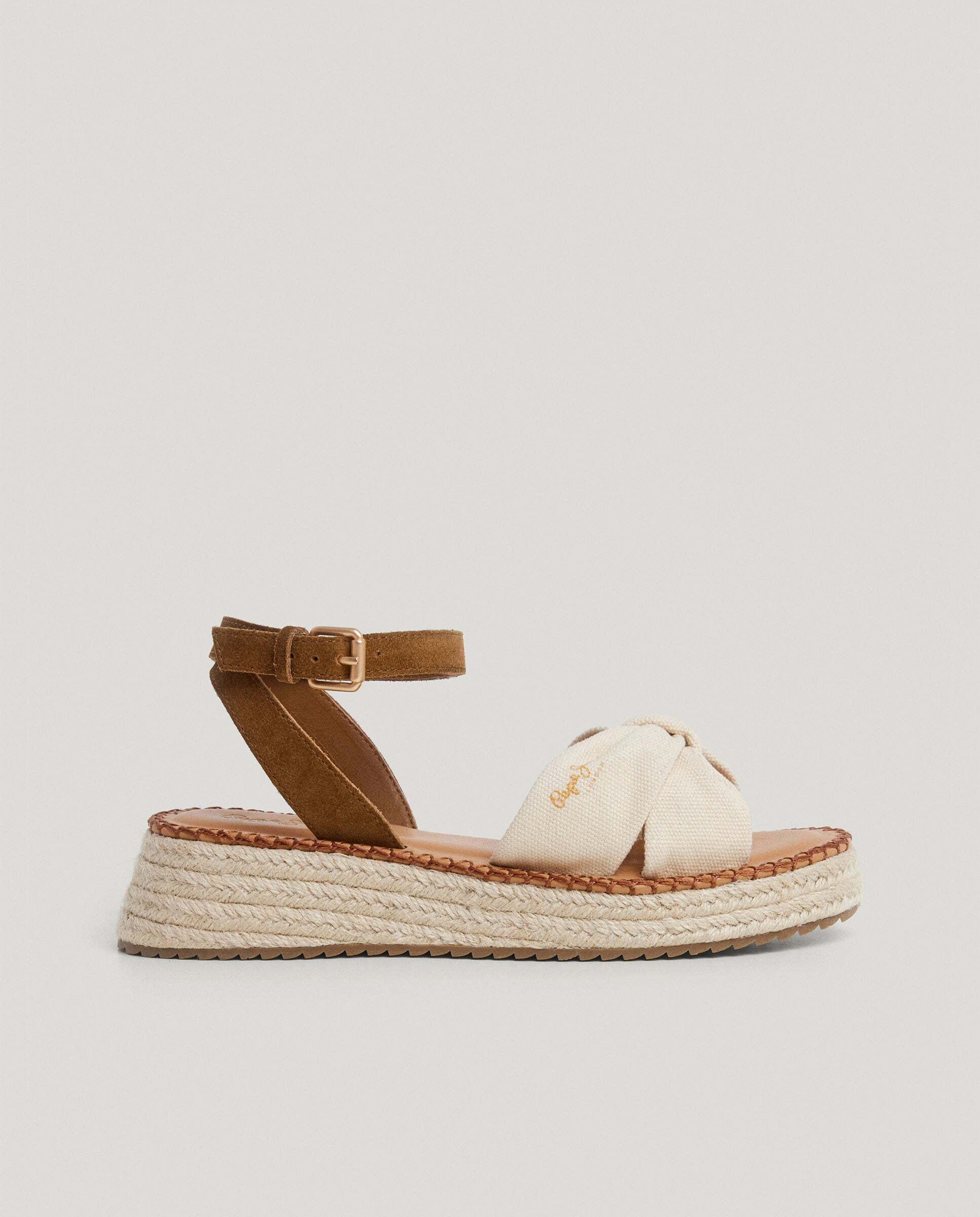 Pepe Jeans - Sandalias de mujer de cuña con tiras cruzadas.