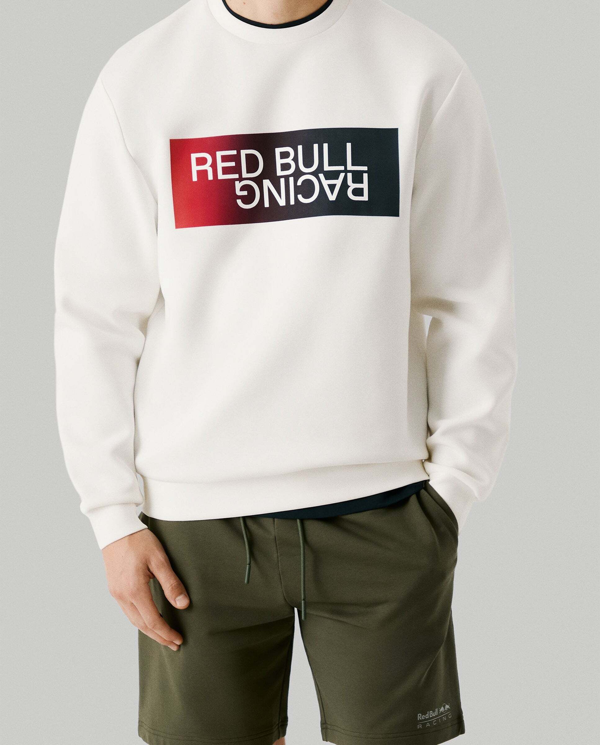 Pepe Jeans - Sudadera de hombre cuello redondo con logo degradado.