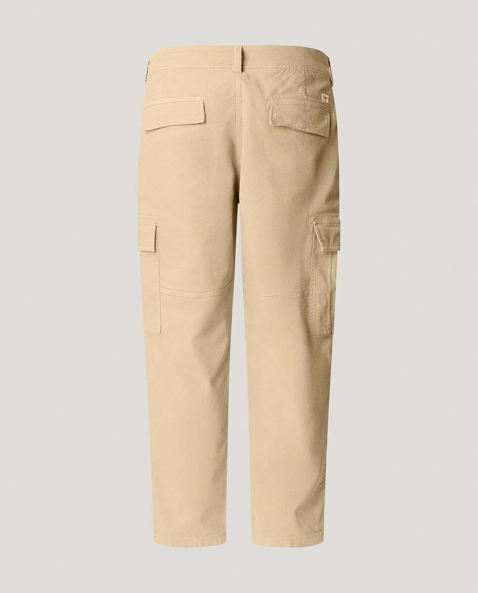 Pantalón cargo de hombre fit regular teñido en prenda · Pepe Jeans