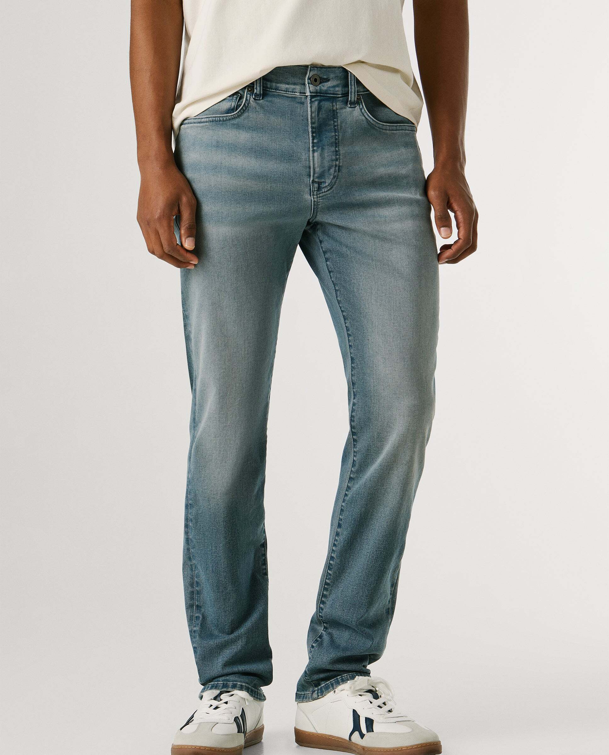 Imagen 0 de Hatch - jeans fit slim y tiro regular Azul