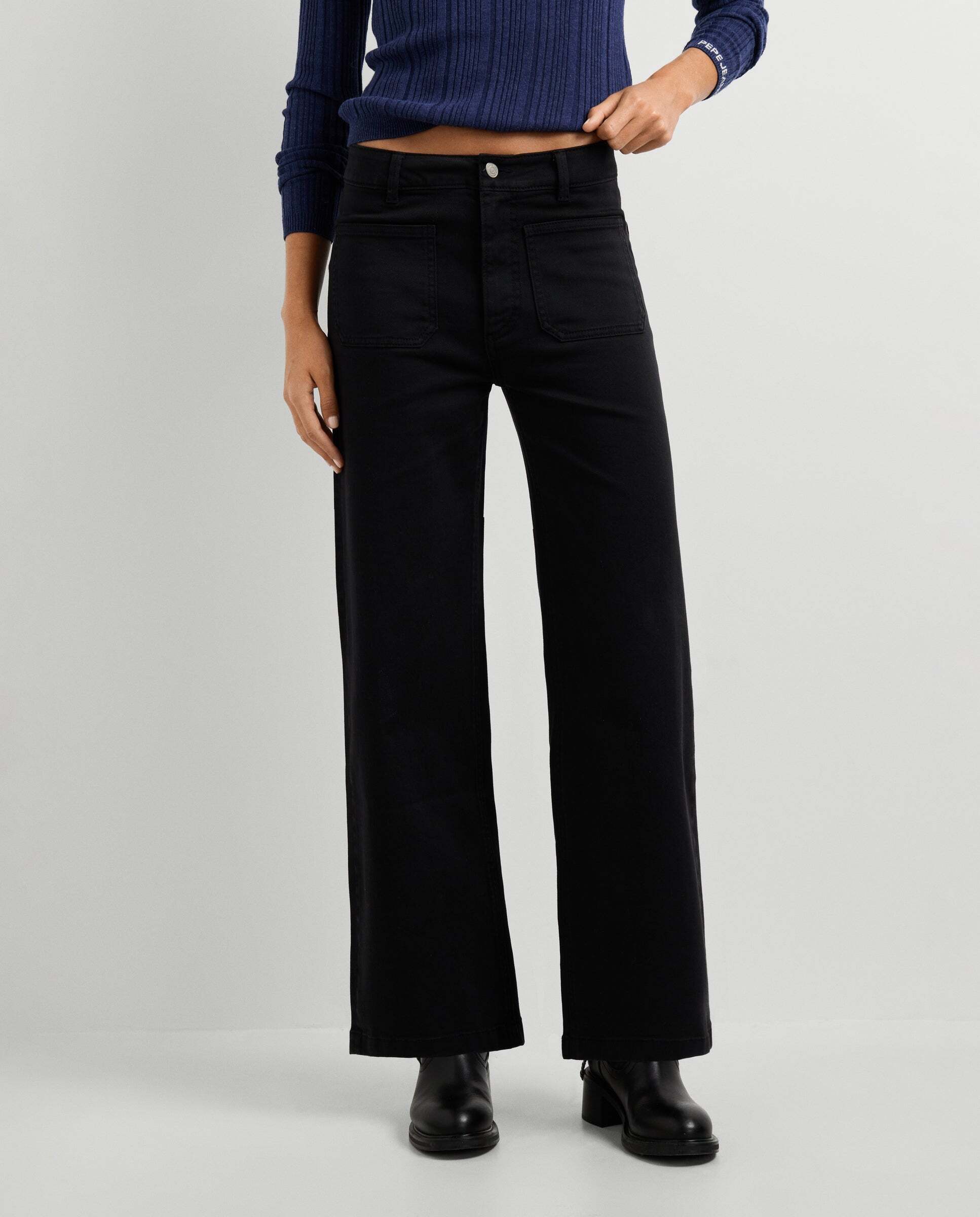 Imagen 0 de Pantalón de mujer sarga fit culotte Negro