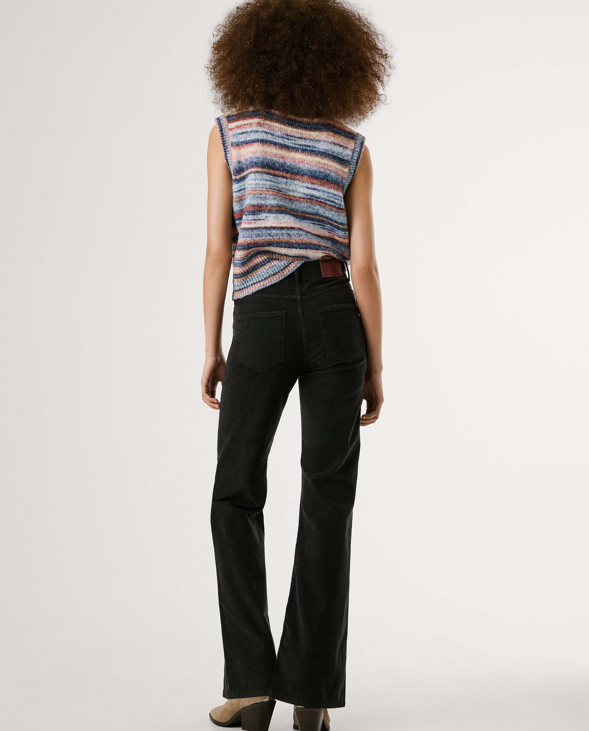 Willa - Pepe Jeans - pantalon cinco bolsillos pana fit flare - Negro Negro-4