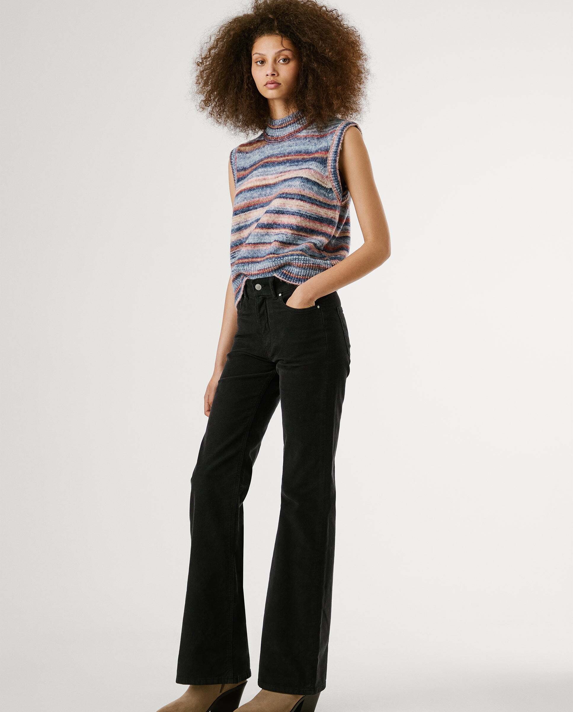 Willa - Pepe Jeans - pantalon cinco bolsillos pana fit flare - Negro Negro-7