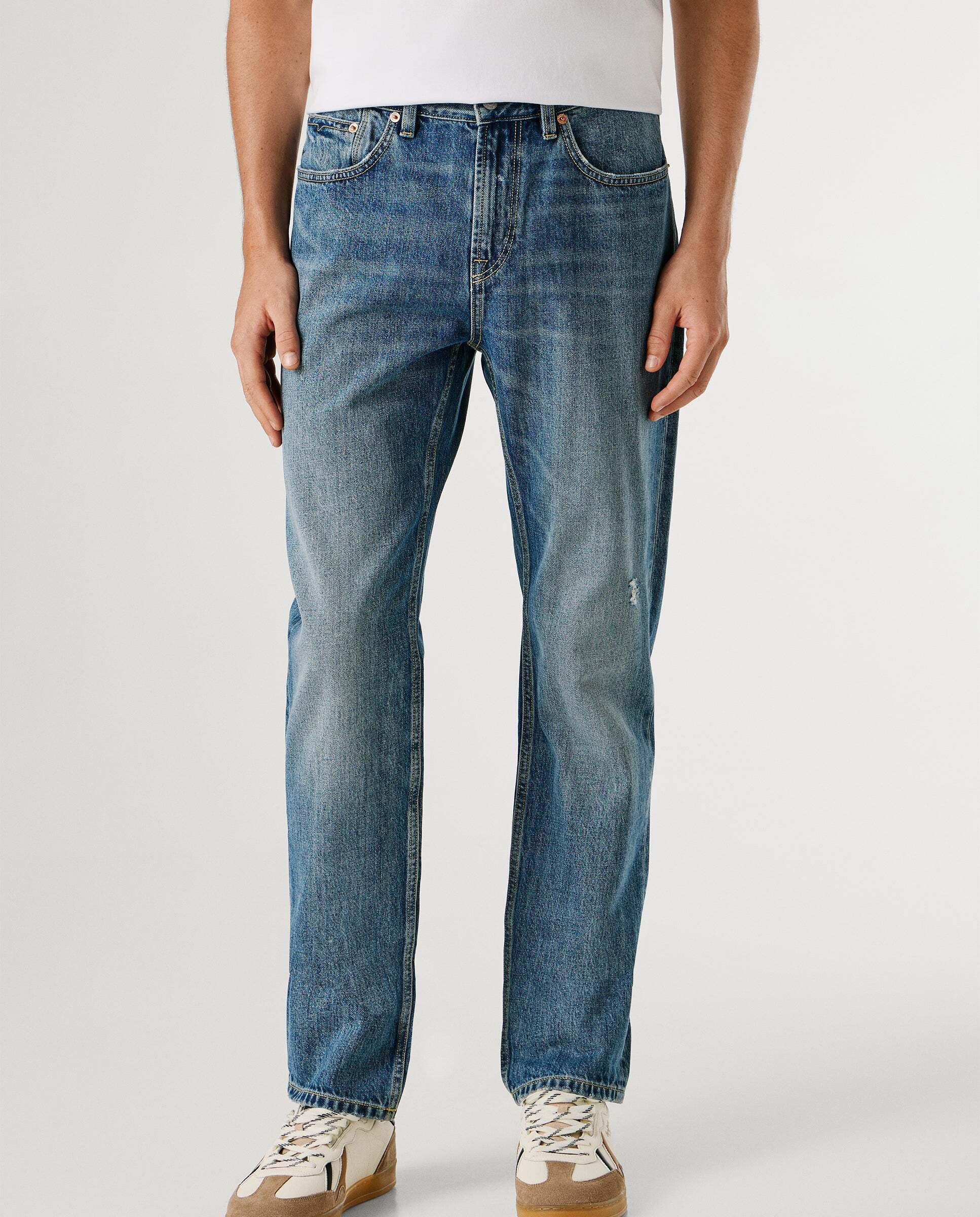 Imagen 2 de Byron - jeans fit recto y tiro regular - Azul Azul