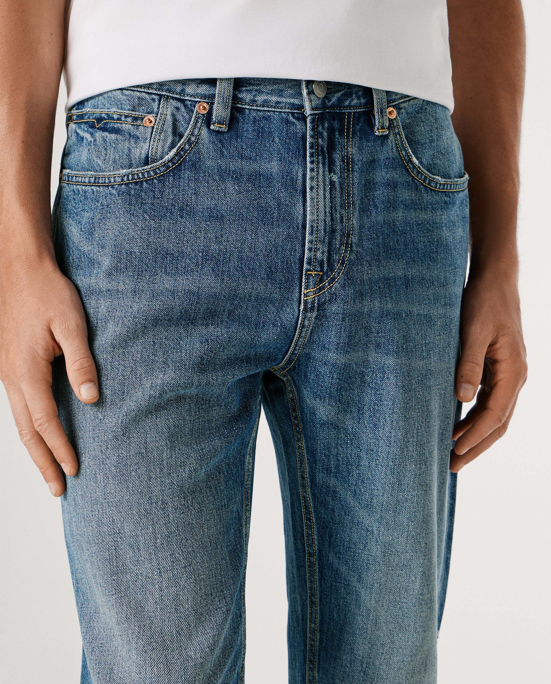 Imagen 4 de Byron - jeans fit recto y tiro regular - Azul Azul