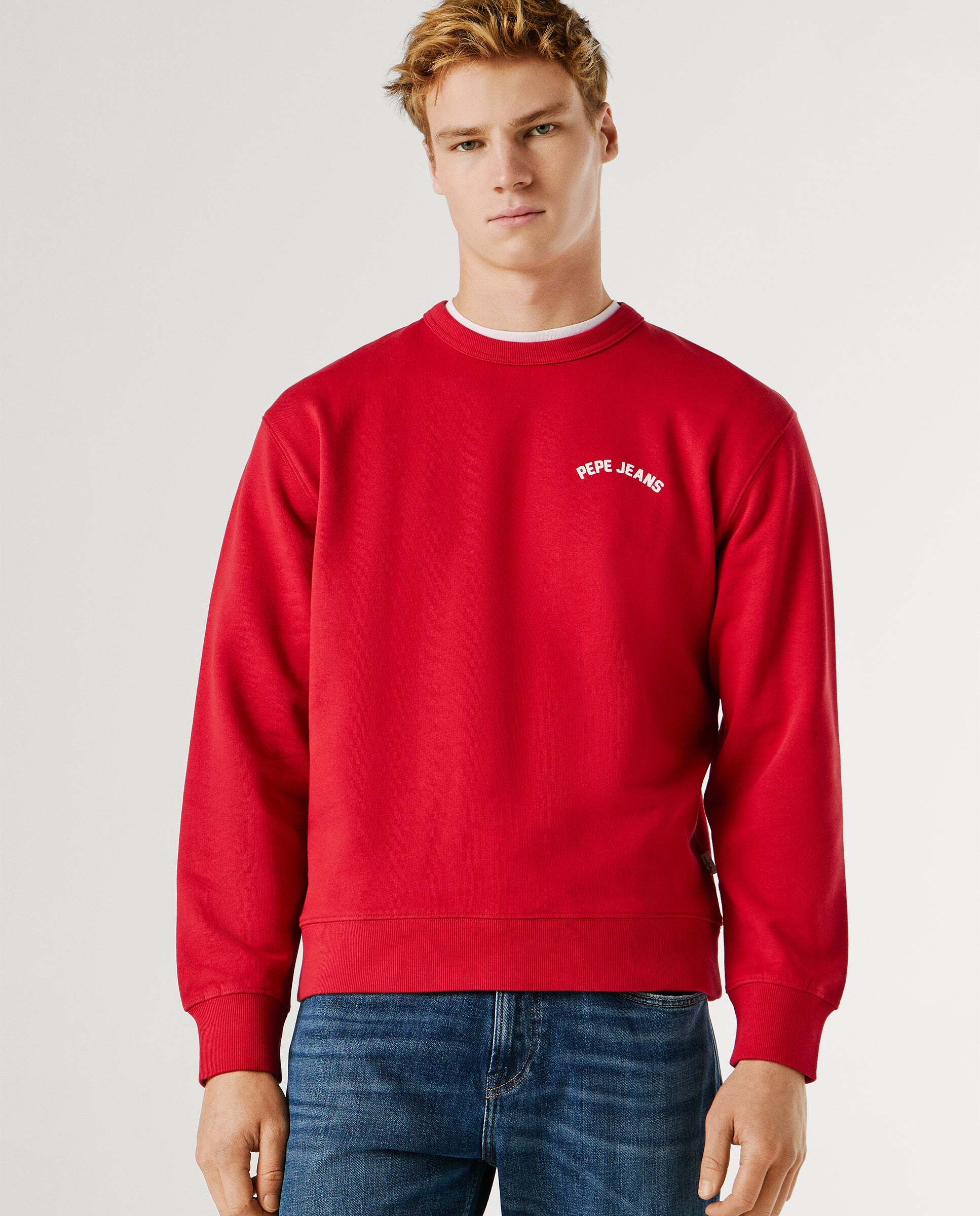Imagen 0 de Sudadera de hombre con cuello redondo espalda estampada Rojo