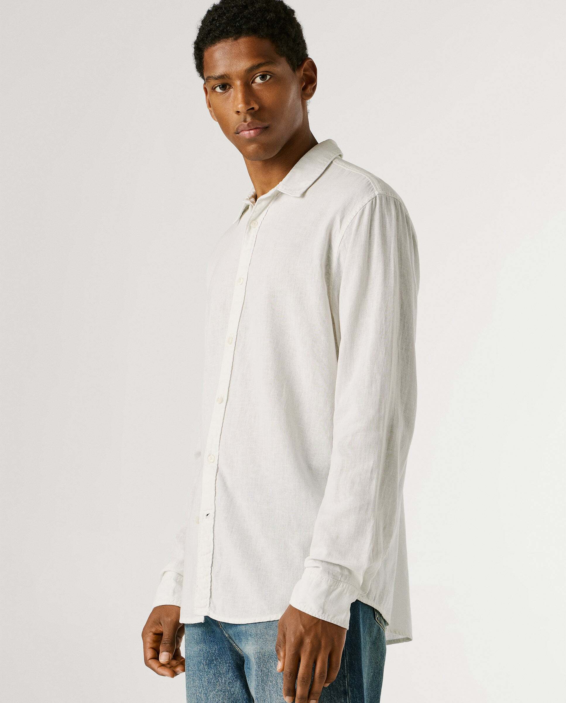 Imagen 6 de Camisa de lino fit regular - Pepe Jeans - Blanco Blanco