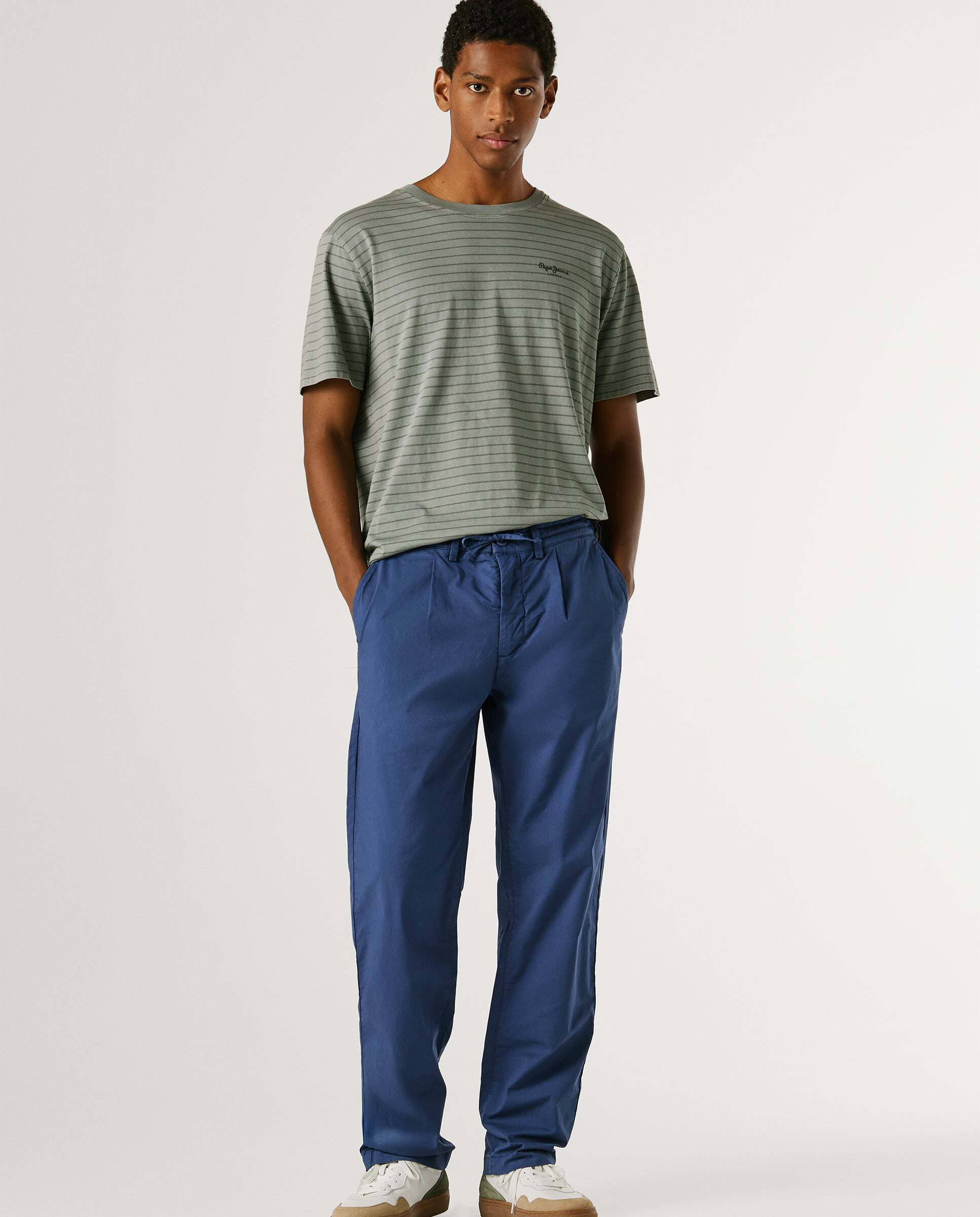 Imagen 0 de Pantalón chino de hombre fit relaxed Azul