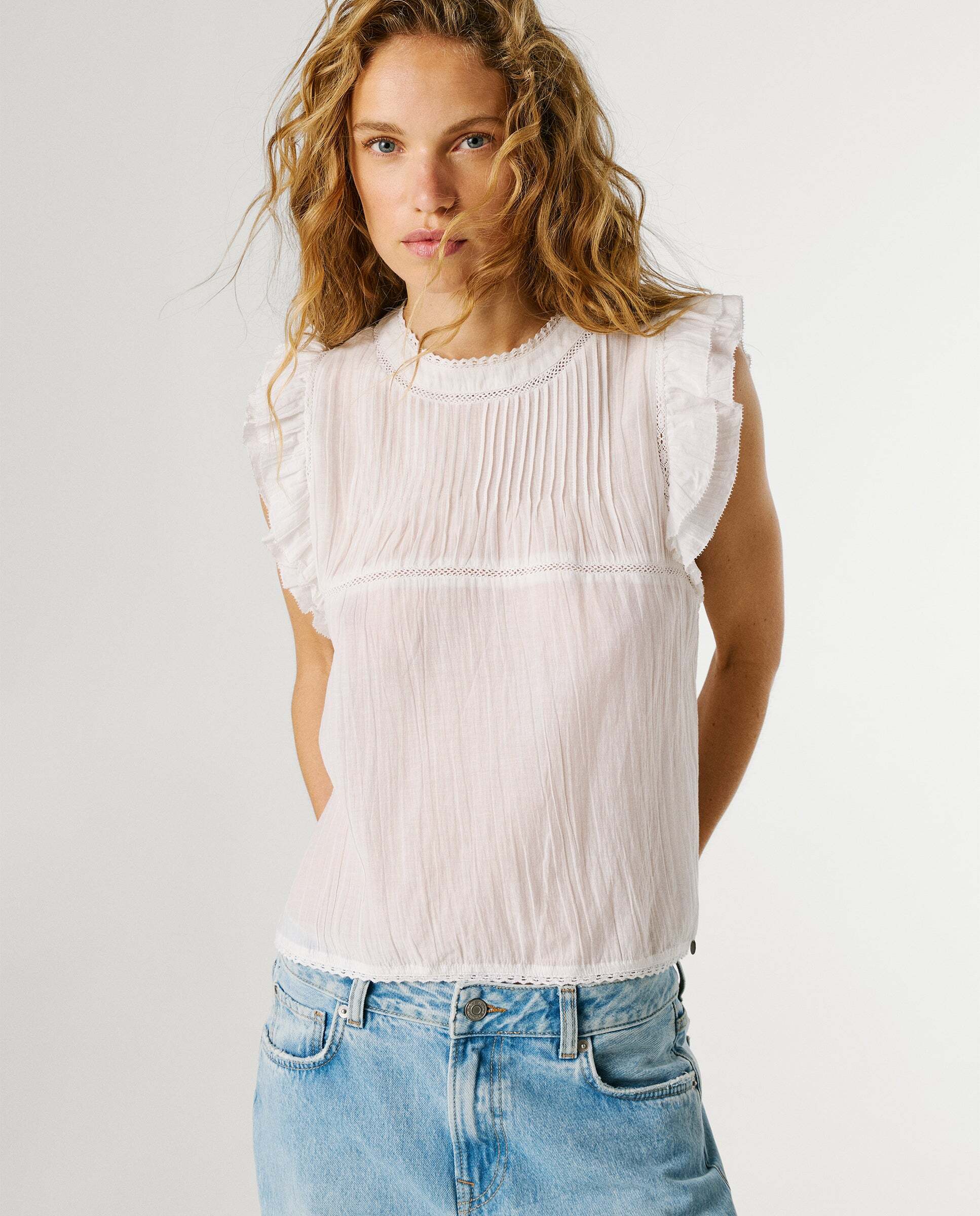 Imagen 7 de Blusa de mujer con detalles plisados - Pepe Jeans - Blanco Blanco