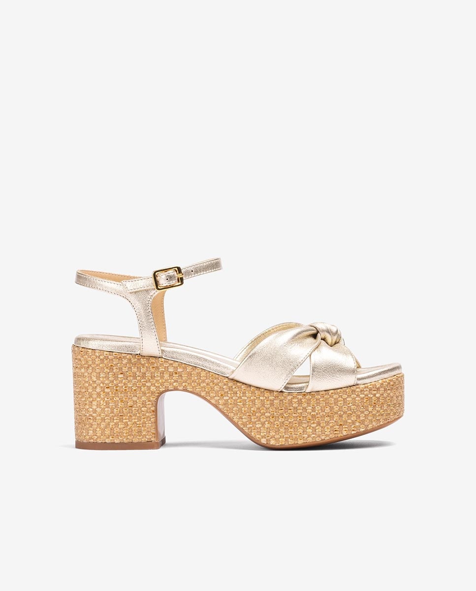 Imagen 0 de Sandalias de cuña de mujer de plataforma de rafia Dorado