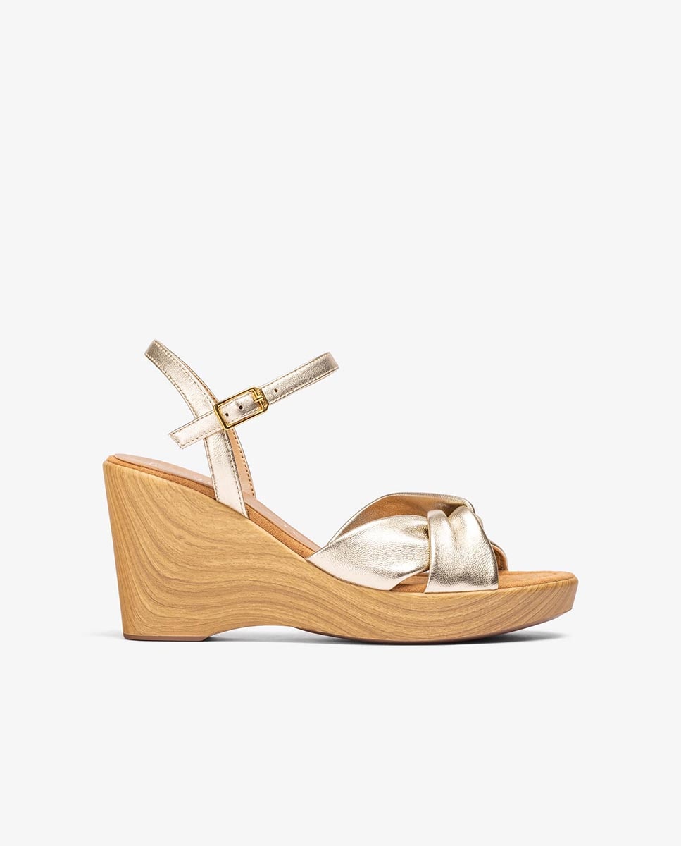 Sandalias de cuña de mujer de piel metalizada con detalle nudo - Unisa - Dorado Dorado-1