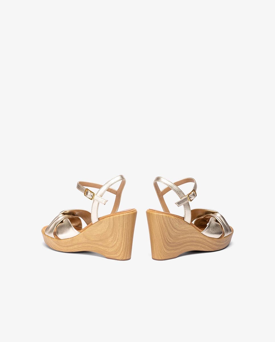 Sandalias de cuña de mujer de piel metalizada con detalle nudo - Unisa - Dorado Dorado-5