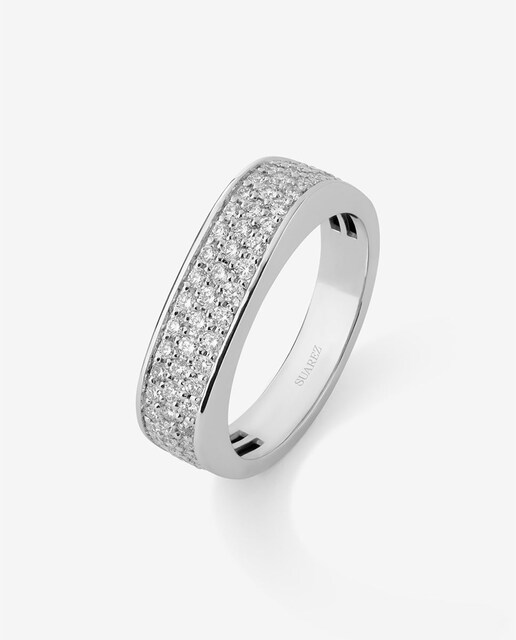 Imagen 0 de Anillo de oro blanco de 18K con pavé de diamantes en talla brillante