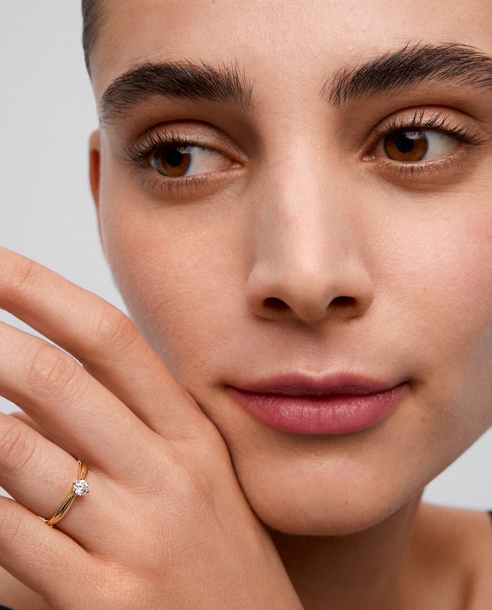 Anillo solitario de oro amarillo de 18k con diamante en talla brillante de 0,25 cts - SUAREZ - Dorado Dorado-4
