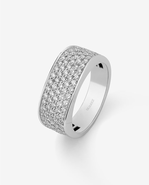 Imagen 0 de Anillo de oro blanco de 18K con pavé de diamantes en talla brillante