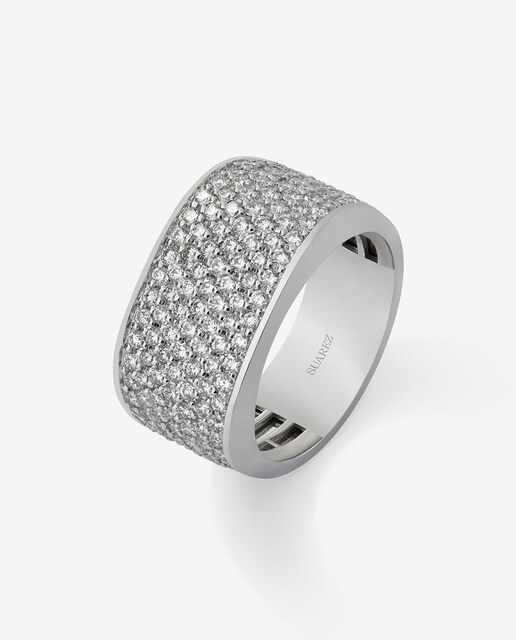 Imagen 0 de Anillo de oro blanco de 18K con pavé de diamantes en talla brillante