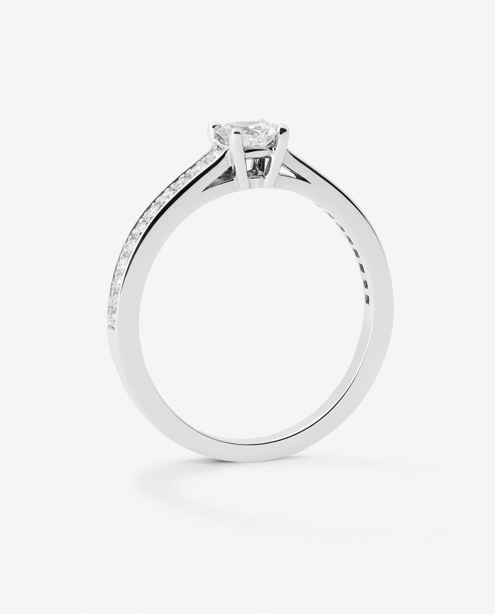 Anillo solitario de oro blanco de 18K con diamante central - SUAREZ - Blanco Blanco-5