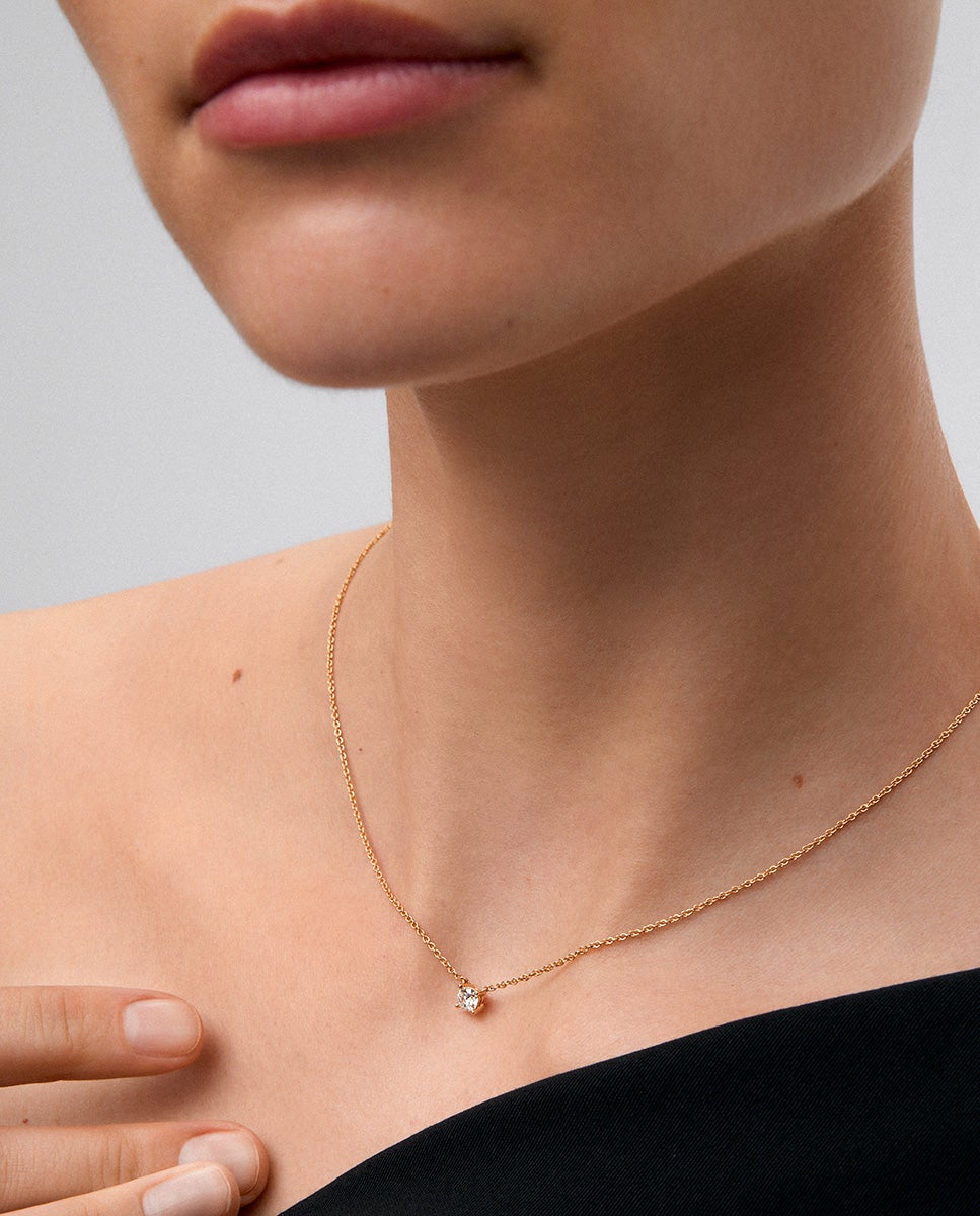 Cadena con colgante de oro blanco de 18k con diamante en talla brillante de 0,30 cts - SUAREZ - Blanco Blanco-4