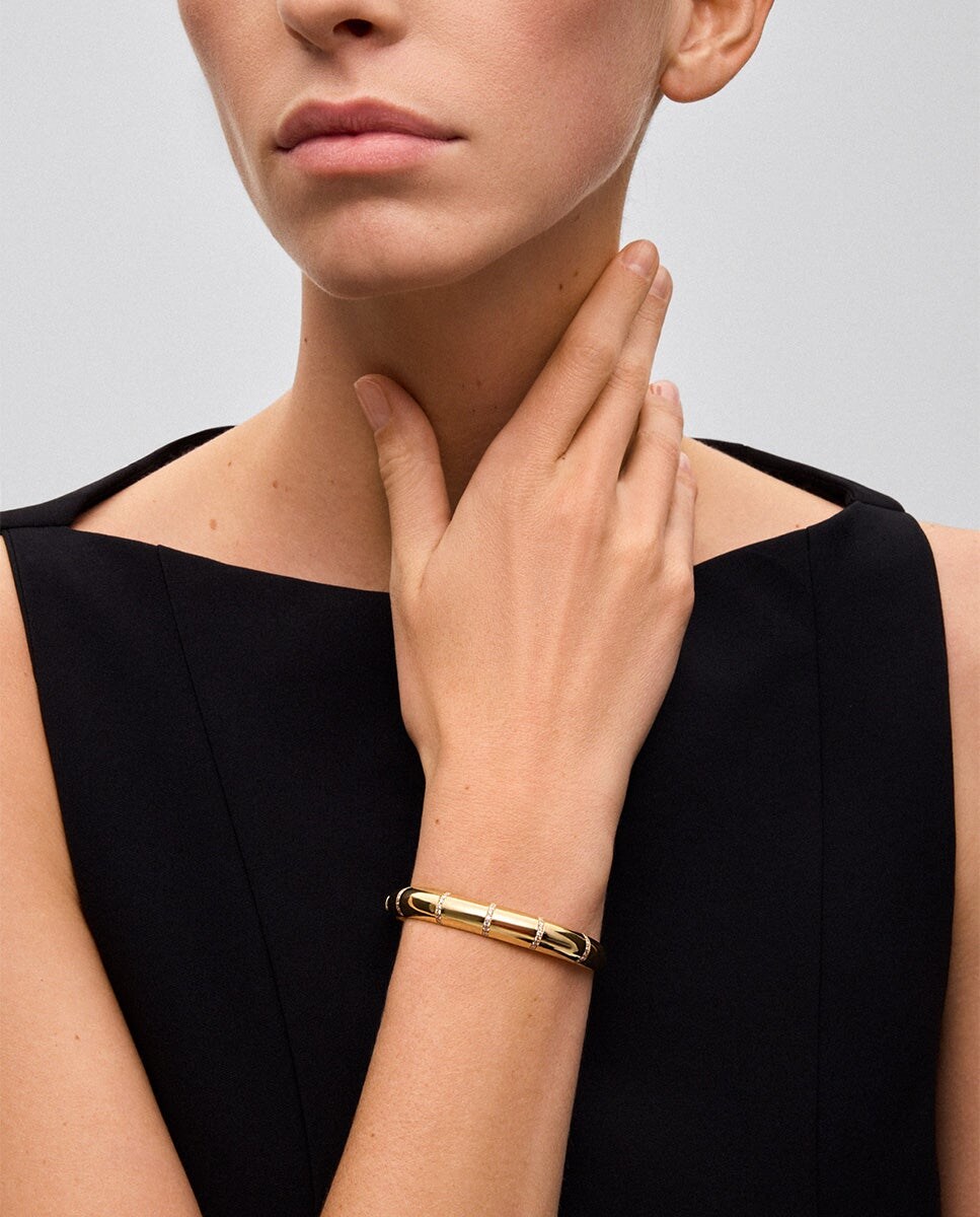 Pulsera rígida de oro amarillo de 18K con pavé de diamantes en talla brillante Oro-2