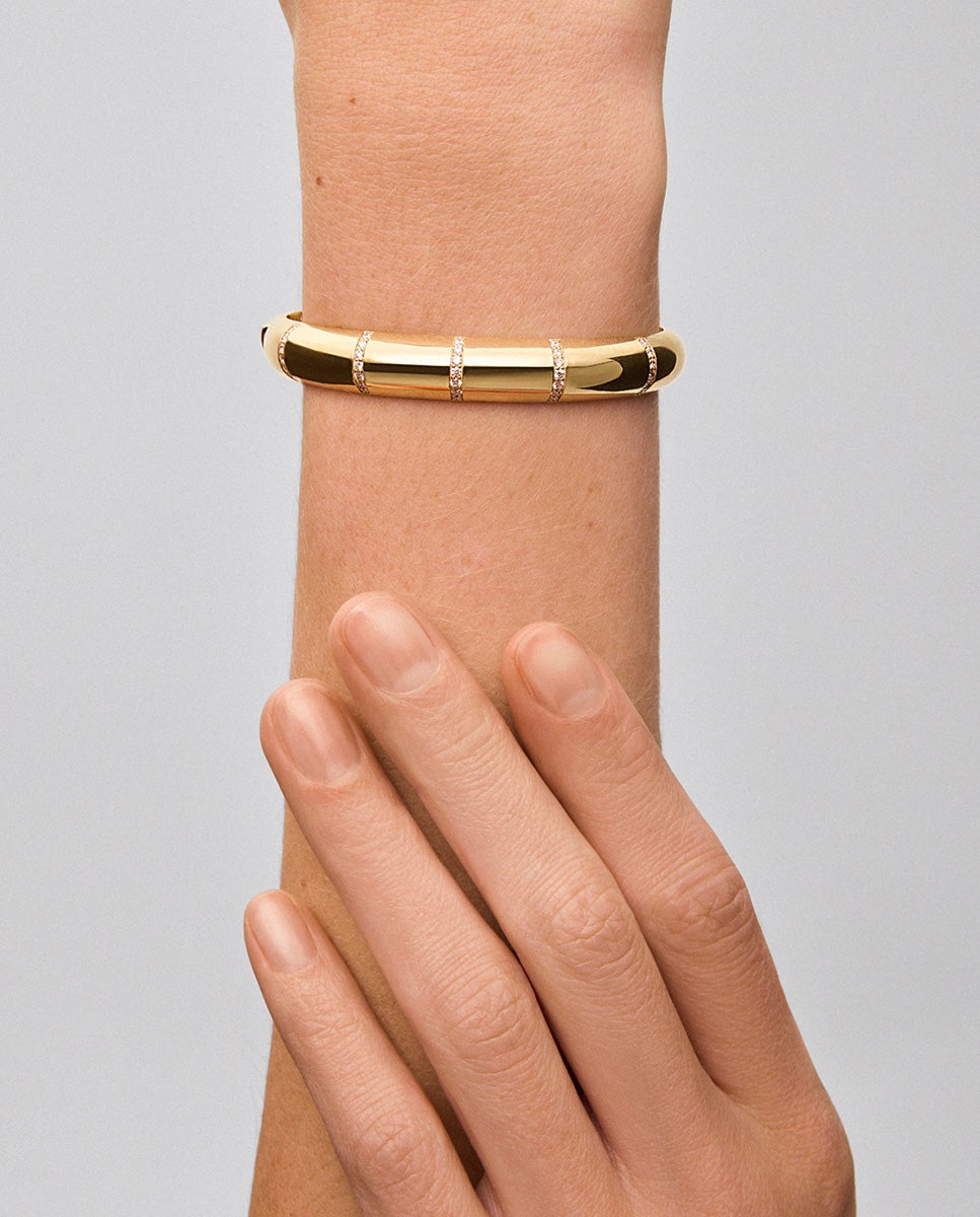 Pulsera rígida de oro amarillo de 18k con pavé de diamantes en talla brillante - SUAREZ - Blanco Blanco-4